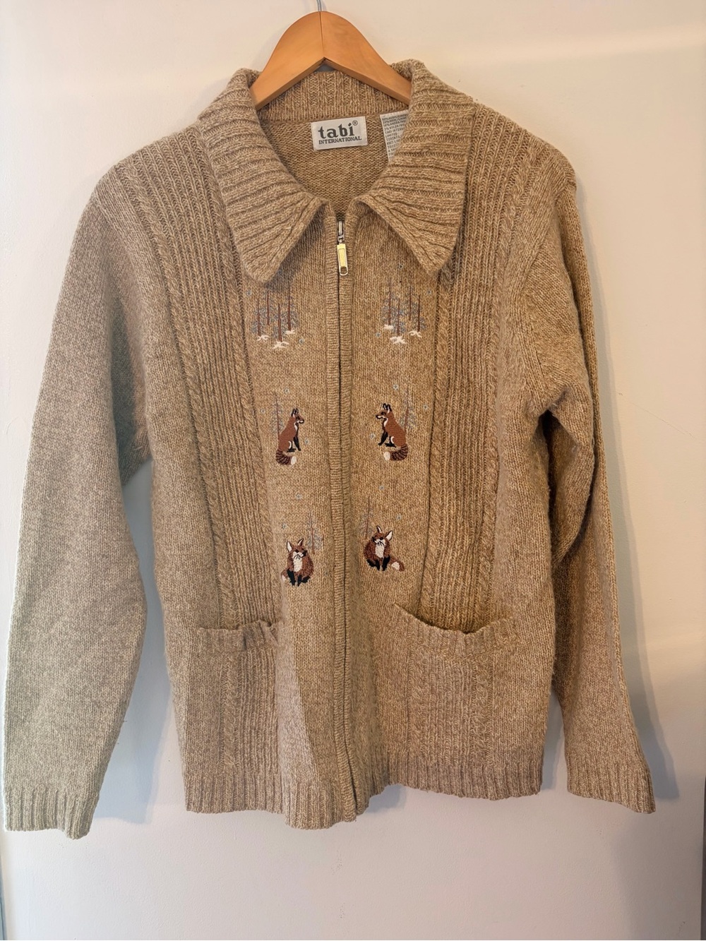 Tabi Tan Wool Angora Blend Fox-Embroidered Zip Up Knit Cardigan Sweater Pockets